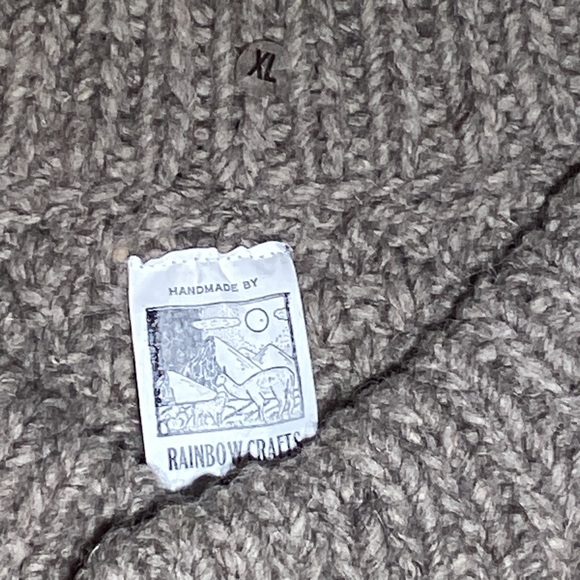 Rainbow crafts handmade chunky knitted merino wool sweater size XL - Picture 13 of 13